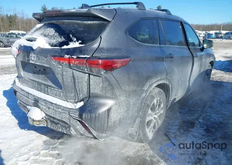 2021 Toyota Highlander Xle from USA, damaged, VIN 5TDGZRBHXMS119124